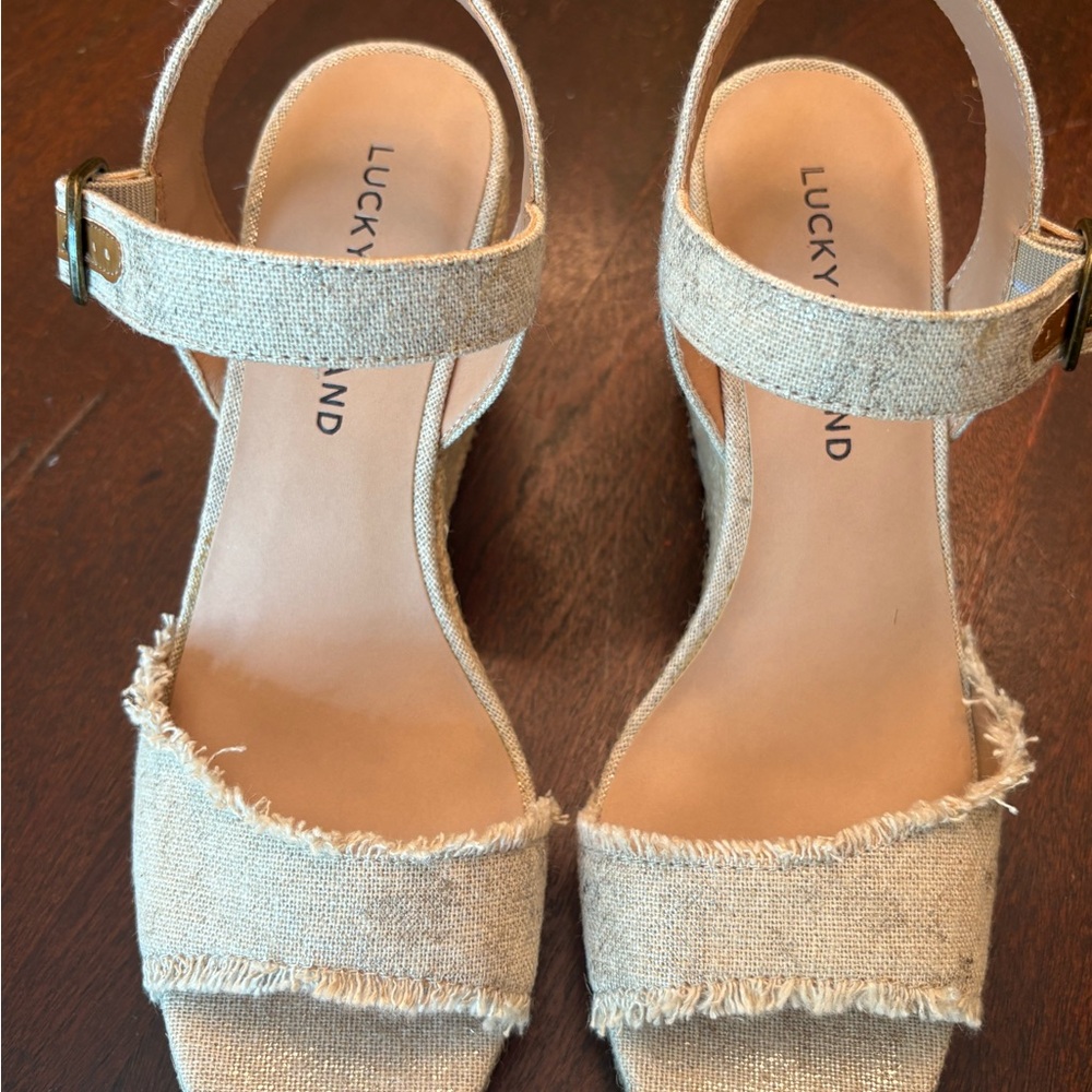 Lucky Brand Cream w/ Silver Espadrille Wedge Sandal.